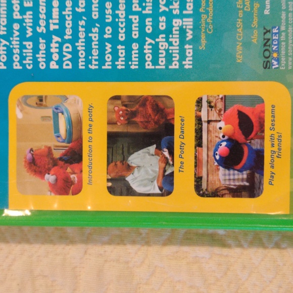 Sesame Street Elmo's Potty Time My First Moments Learning DVD Video 2006 Used - Picture 4 of 7